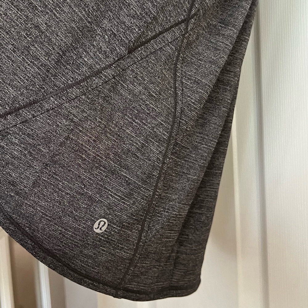 Lululemon tank - Picture 3 of 6